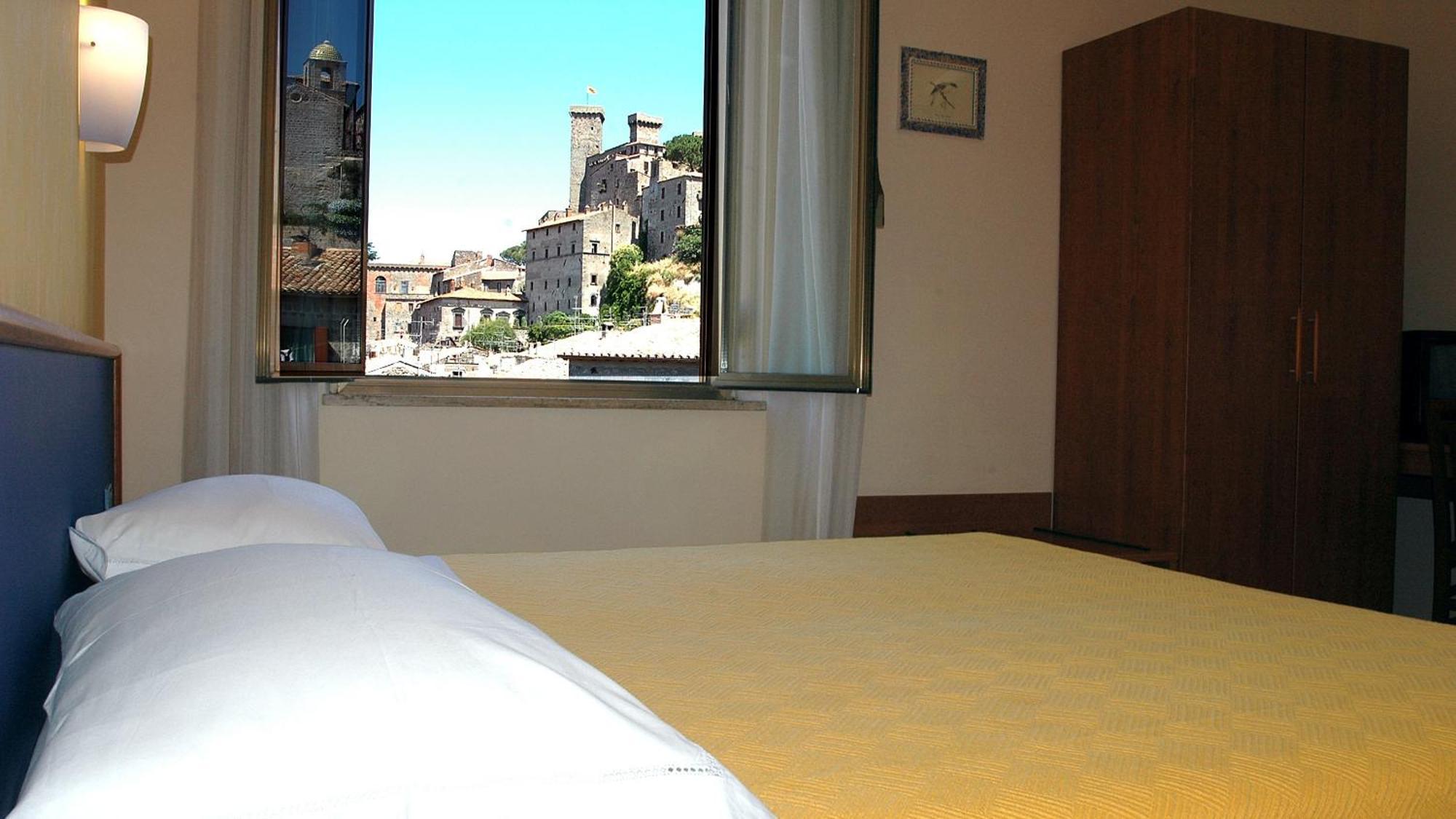 Hotel Nazionale Больсена Экстерьер фото
